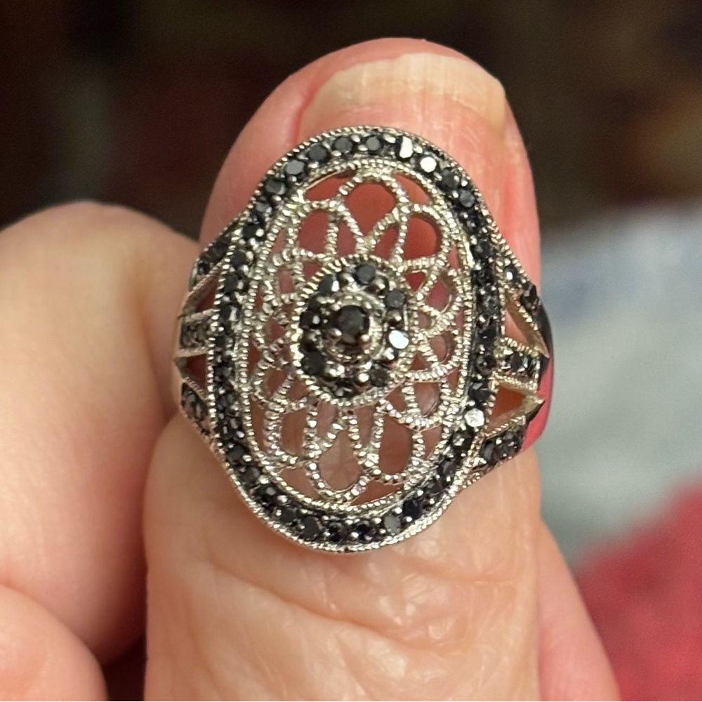 Delicate Black and Silver Filigree Cocktail Ring